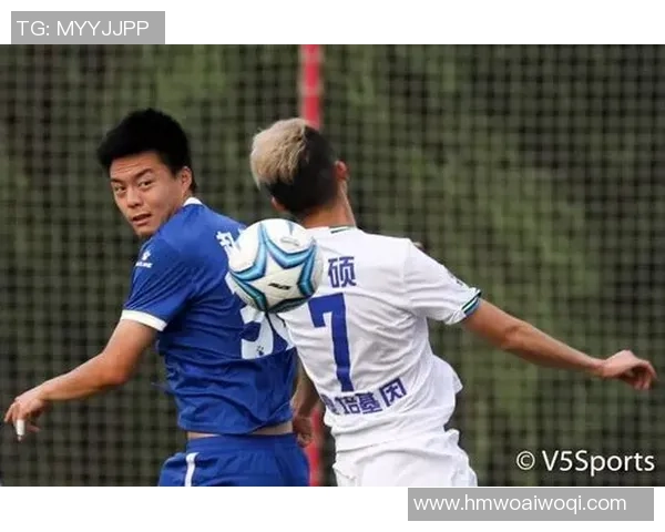 黄俊逸在足球场上的精彩表现与未来发展潜力分析